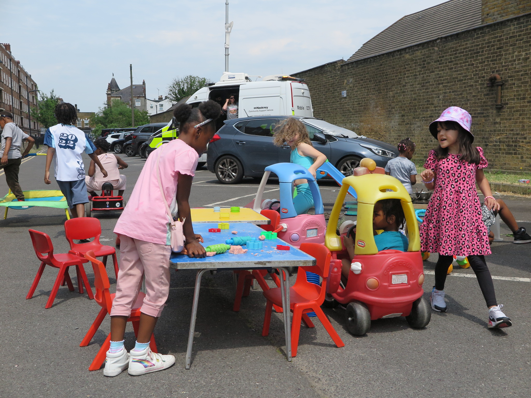 Families connecting during the programme